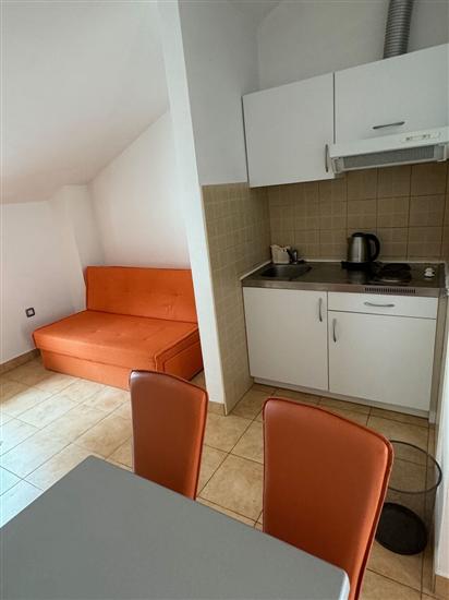 Apartment A4, for 4 persons