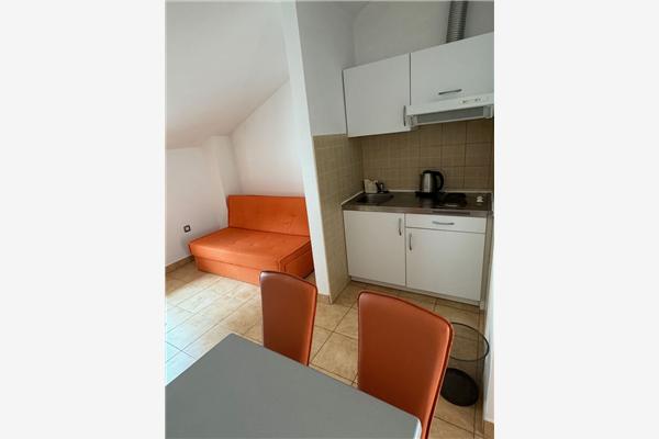 Apartment A4, for 4 persons