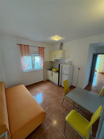 Apartment A6, for 4 persons