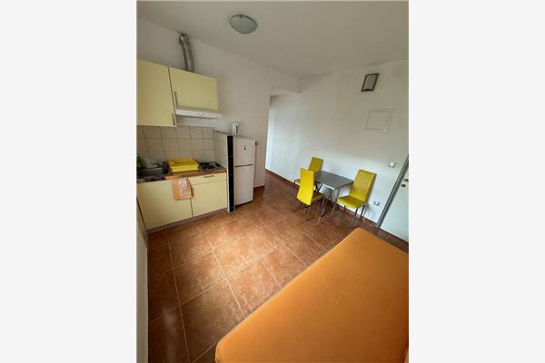 Apartment A6, for 4 persons