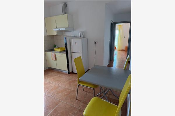 Apartment A6, for 4 persons