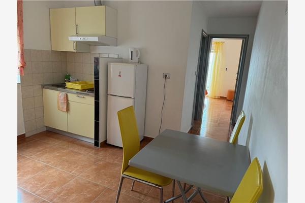 Apartment A6, for 4 persons