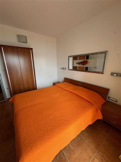 Apartment A6, for 4 persons