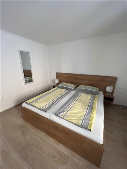 Apartment A1, for 5 persons