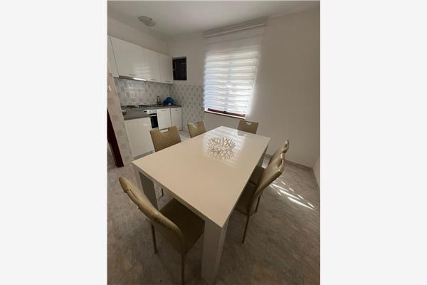 Apartment A2, for 7 persons