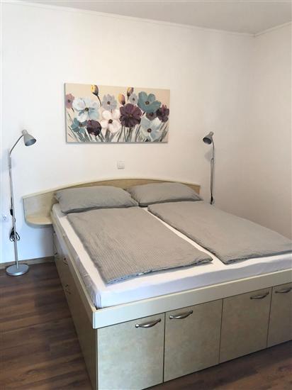 Apartment A2, for 7 persons