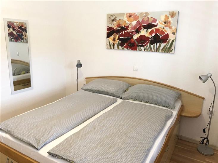 Apartment A2, for 7 persons