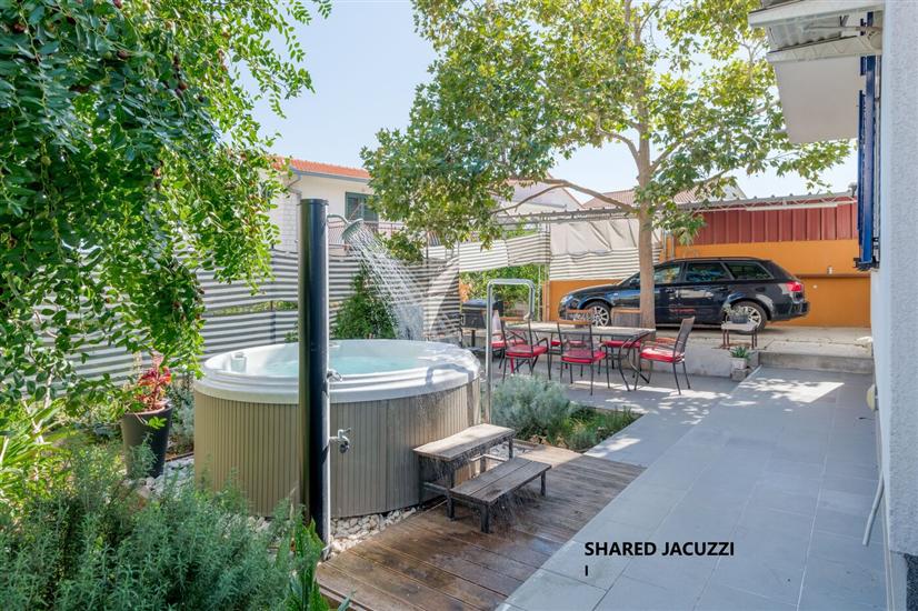 Apartments Deepwater