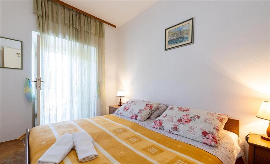 Apartment A3, for 6 persons