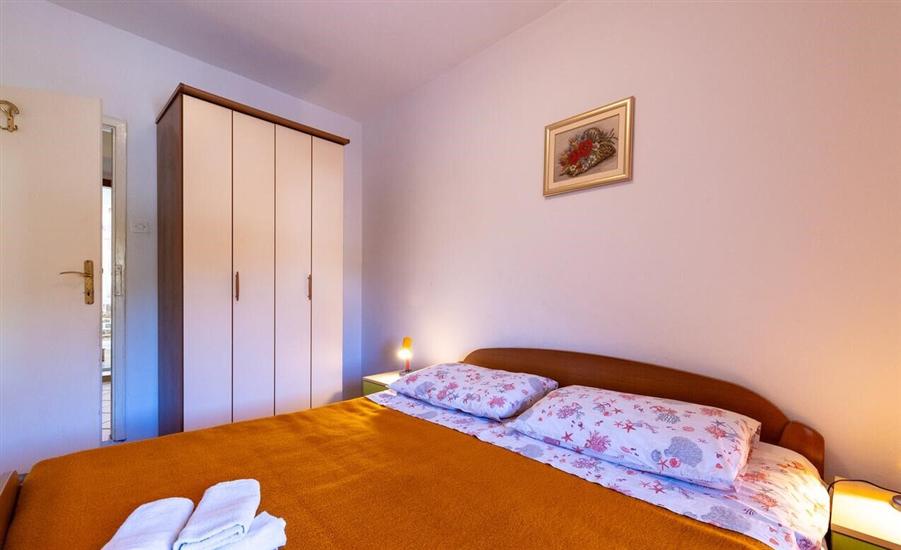 Apartment A3, for 6 persons