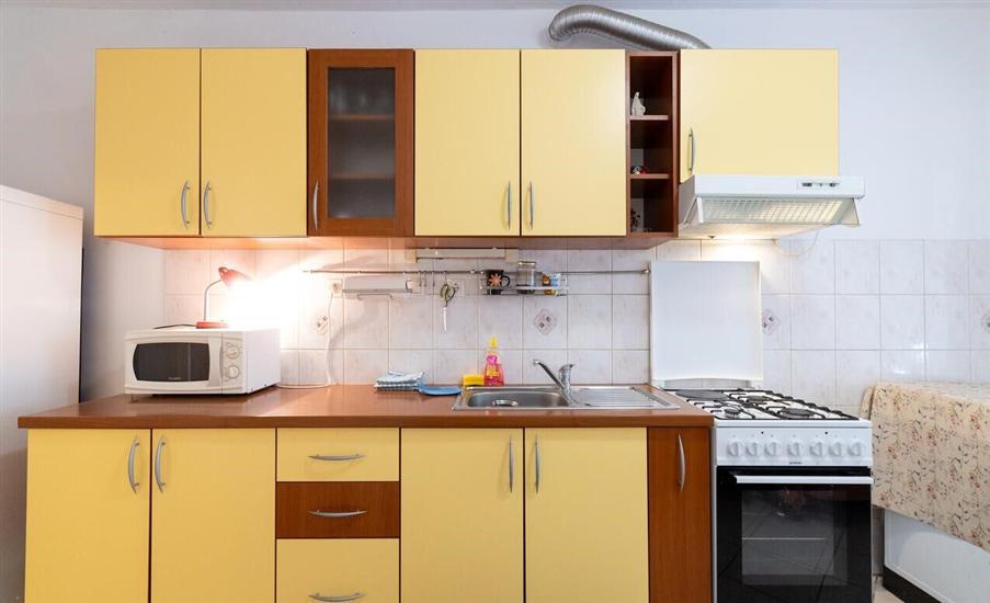 Apartment A3, for 6 persons