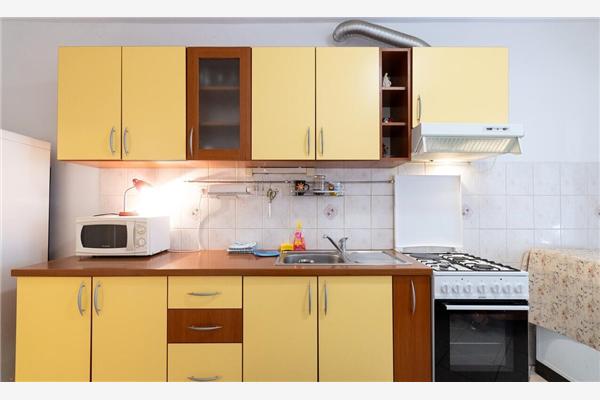 Apartment A3, for 6 persons