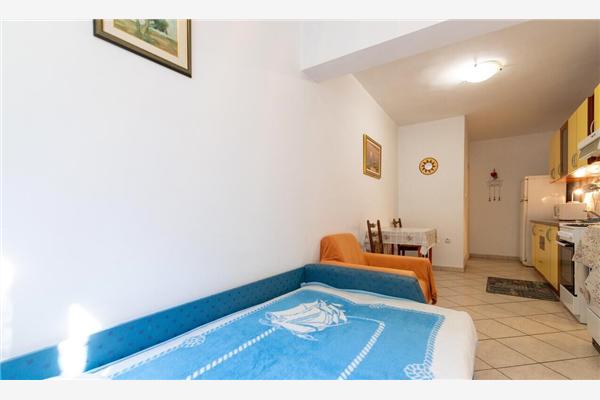 Apartment A3, for 6 persons