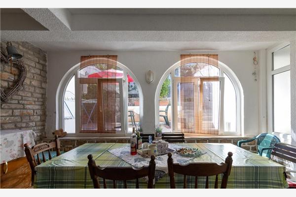 Apartment A3, for 6 persons