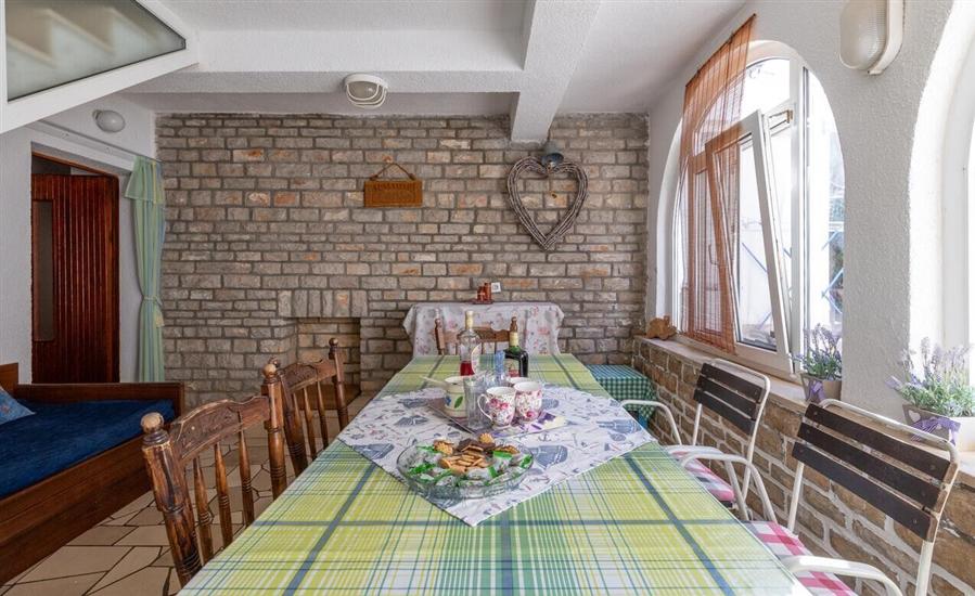 Apartment A3, for 6 persons