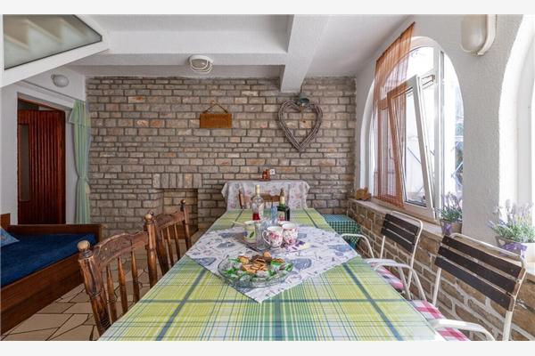 Apartment A3, for 6 persons