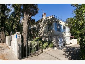 Apartments Marija Zaton, Size 18.00 m2, Airline distance to the sea 50 m, Airline distance to town centre 200 m