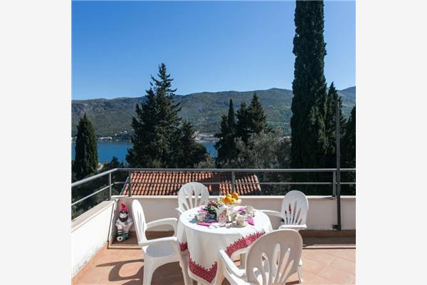 Apartment A1, for 4 persons