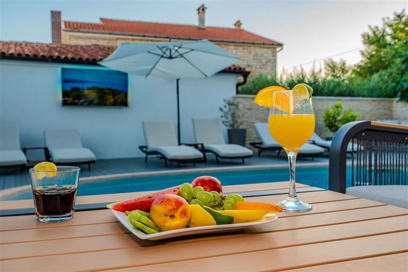 Apartments Luxury Villa Maloca