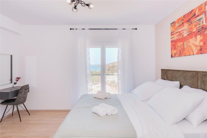 House K1, for 8 persons