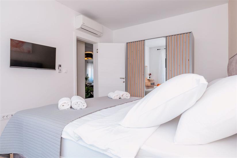 House K1, for 8 persons