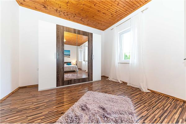 Apartment A1, for 5 persons