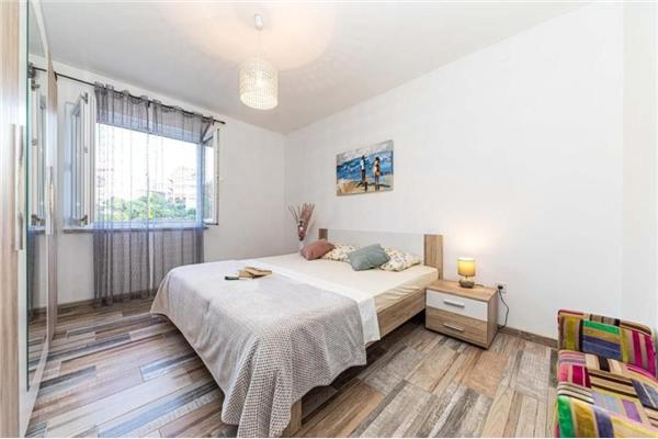 Apartment A2, for 6 persons