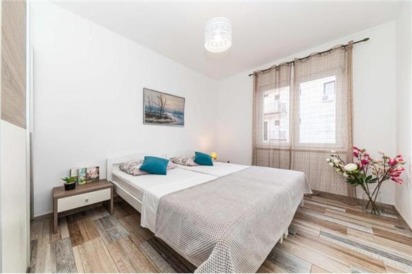 Apartment A2, for 6 persons