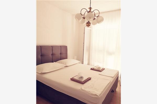 Apartment A1, for 8 persons