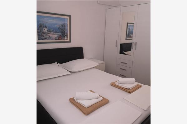 Apartment A1, for 8 persons