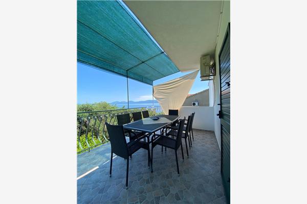 Apartment A1, for 8 persons