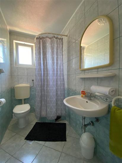 Apartment A1, for 8 persons