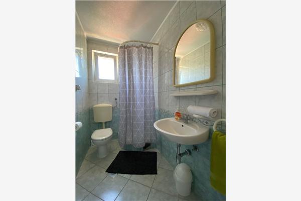 Apartment A1, for 8 persons