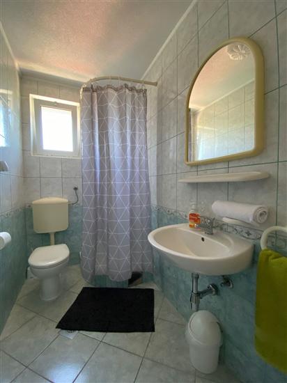 Apartment A1, for 8 persons