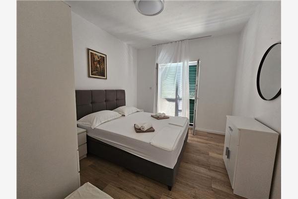 Apartment A2, for 8 persons