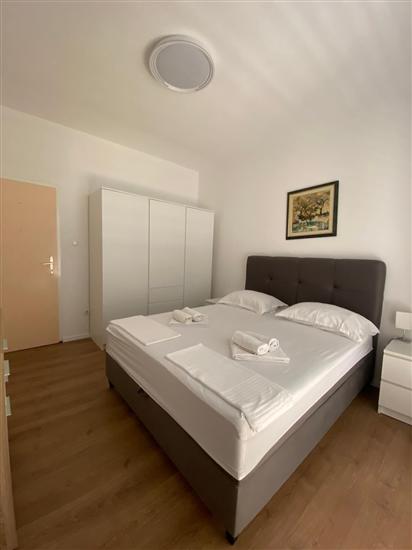 Apartment A2, for 8 persons