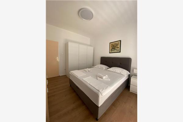 Apartment A2, for 8 persons