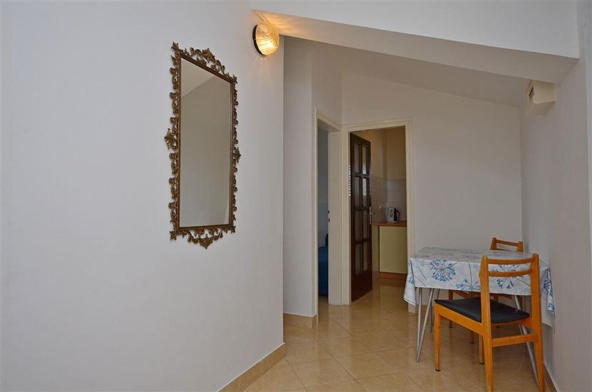 Apartment A1, for 5 persons