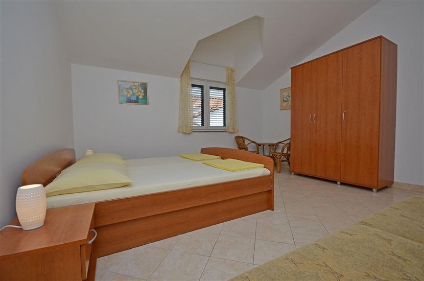 Apartment A2, for 4 persons