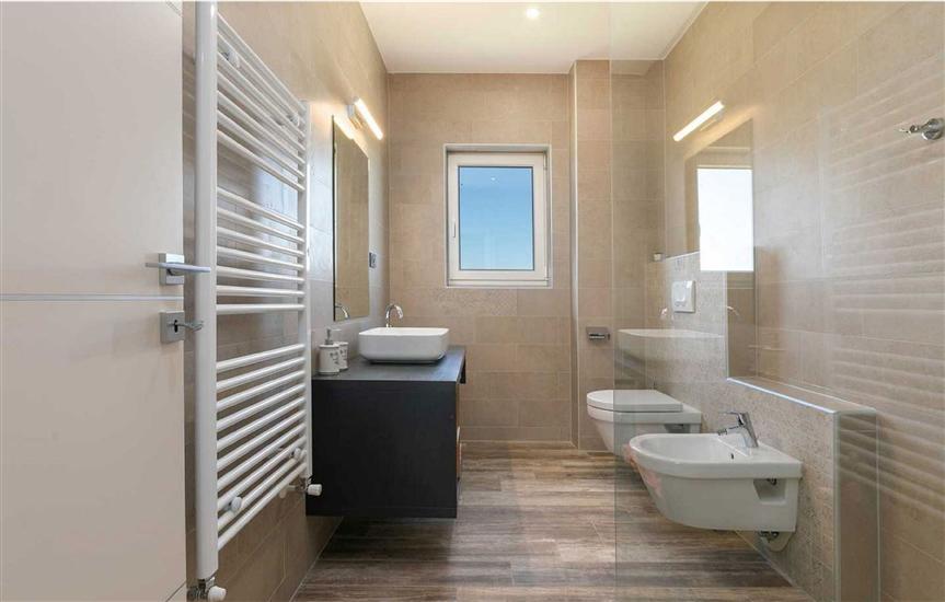 House K1, for 14 persons