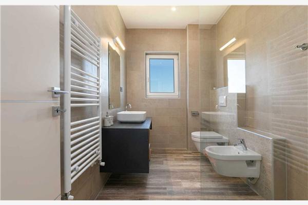 House K1, for 14 persons