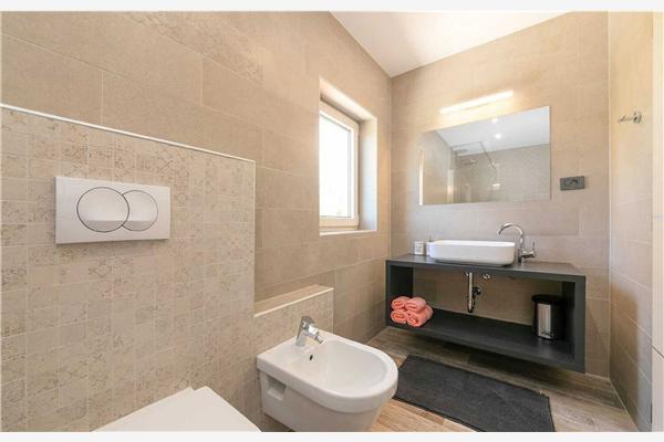 House K1, for 14 persons