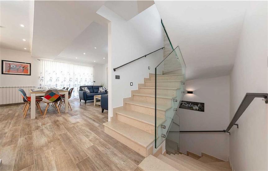 House K1, for 14 persons