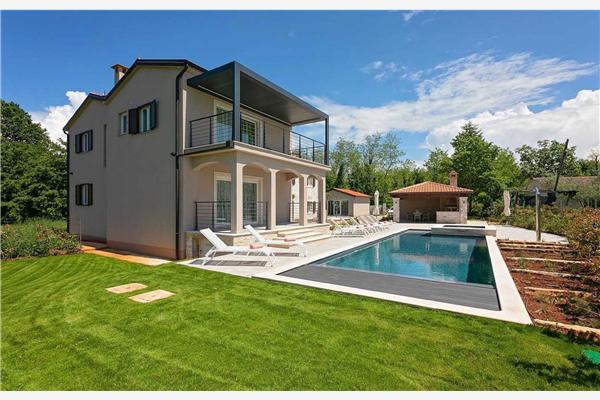 House K1, for 14 persons