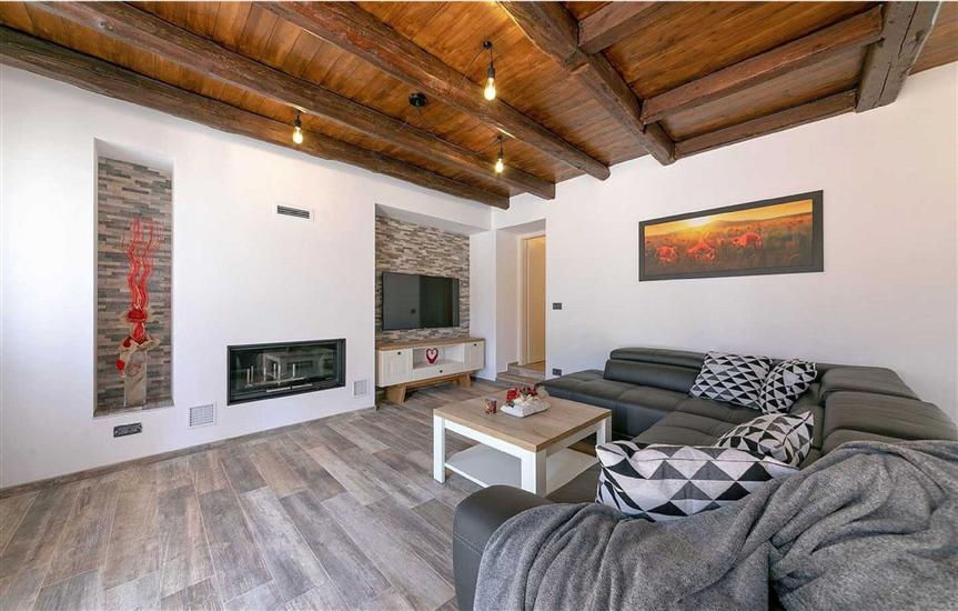 House K1, for 14 persons