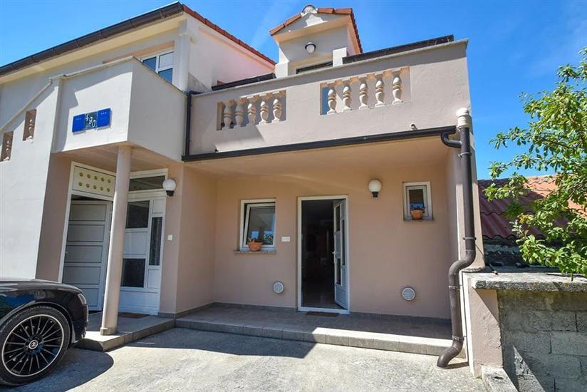 Apartments JAKLIN