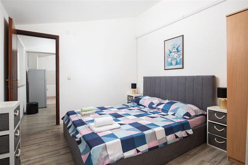 Apartment A1, for 5 persons