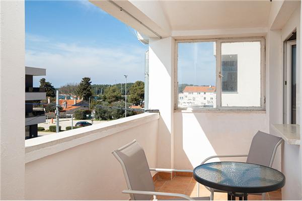 Apartment A1, for 5 persons