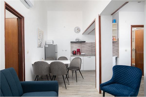 Apartment A2, for 5 persons