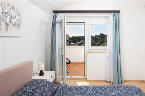 Apartment A2, for 5 persons